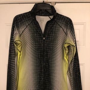 Nike pro workout shirt - like new - size L